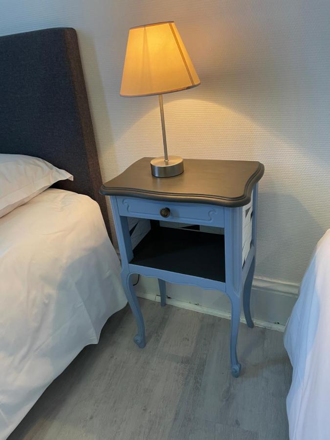 Hotel Au Chapon Fin Poitiers Bagian luar foto
